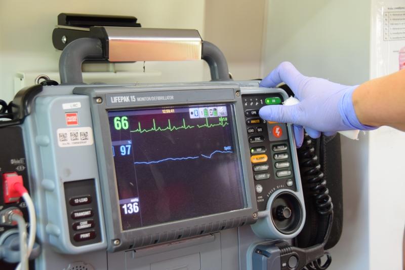 Defibrilators