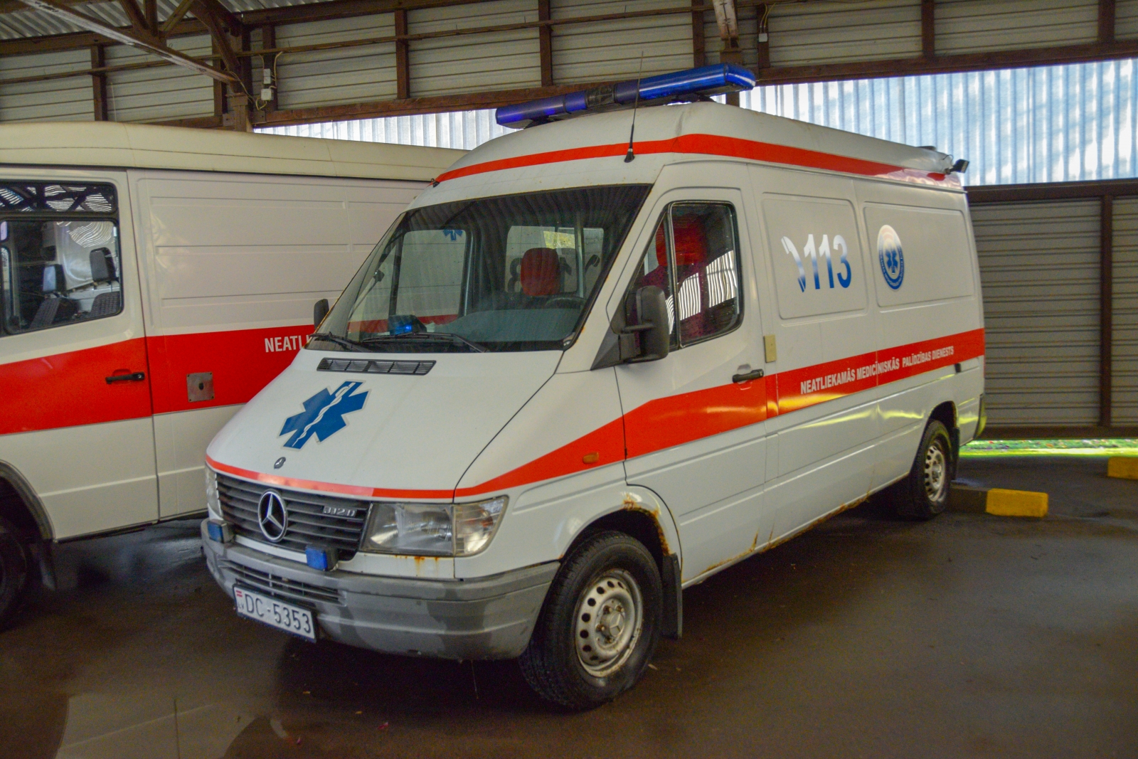 Vēsturisks operatīvais medicīniskais auto