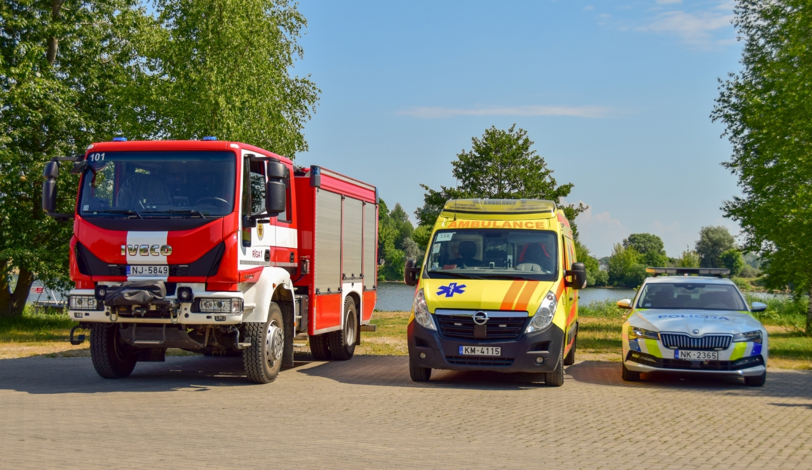 Operatīvo dienestu auto
