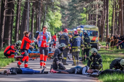 Foto no Valsts drošības dienesta organizētajām pretterorisma mācībām “Pūlis 2019”. Foto mediķi un citu dienestu darbinieki piedalās mācībās