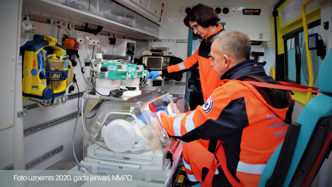 NMPD SMC neonatologu brigāde darbā